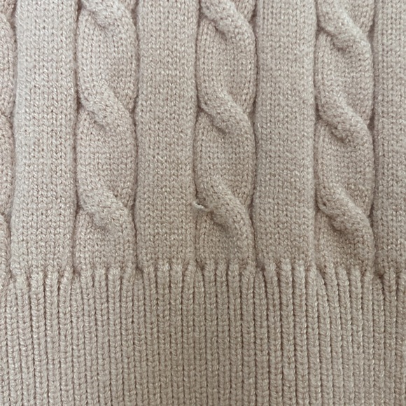 Women’s Dusty Pink Cropped Sweater Vest - Picture 2 of 4